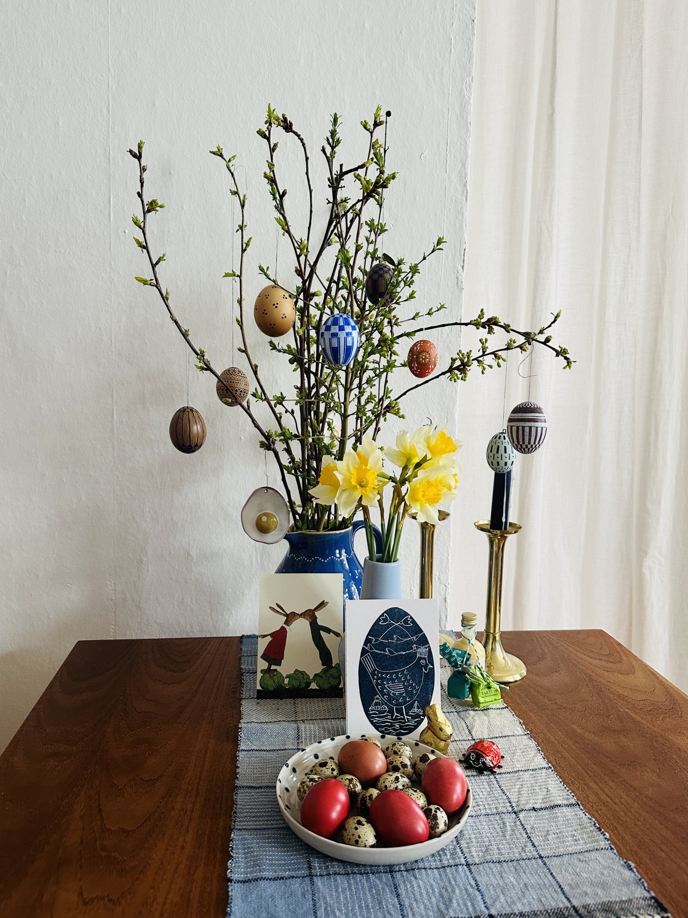 Ostereikarte mit Blumen