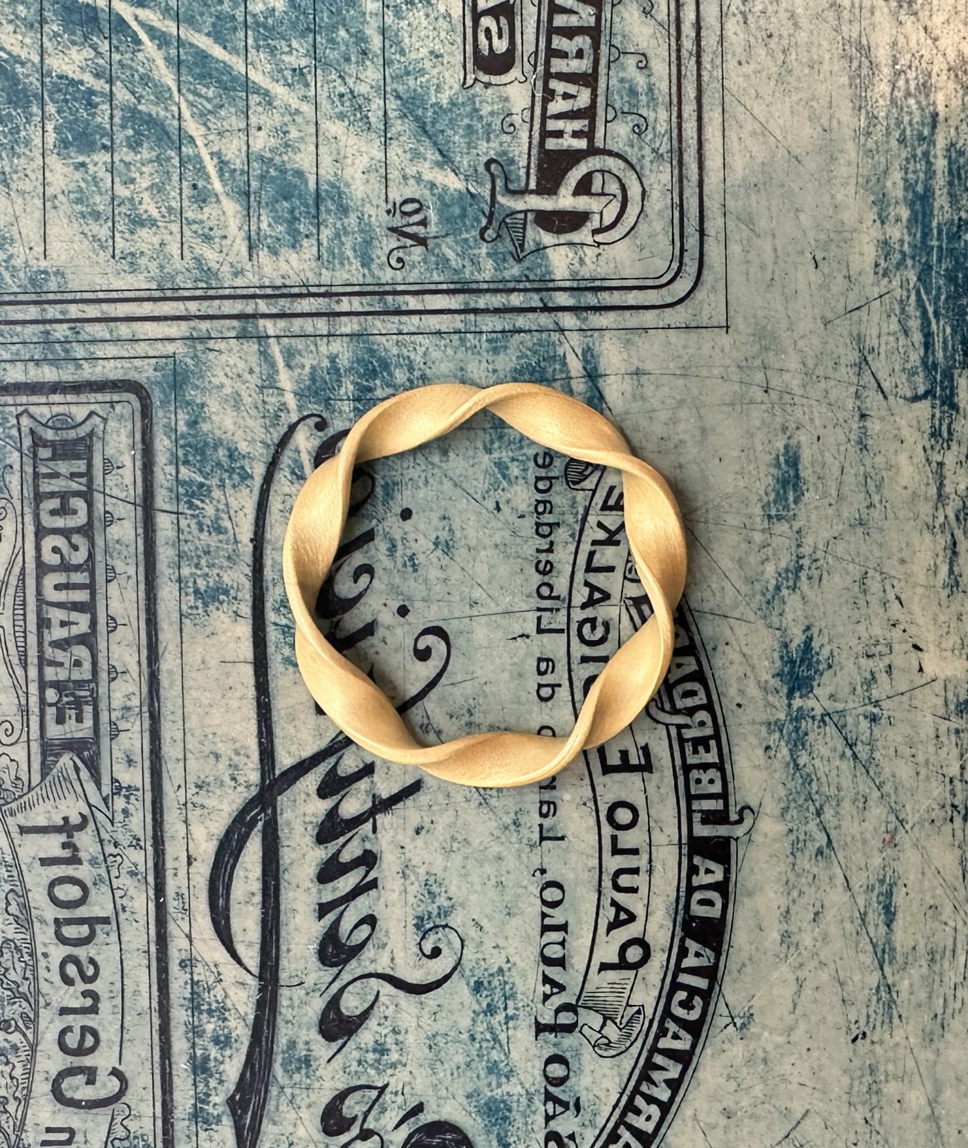 Wellenring 750er Gold