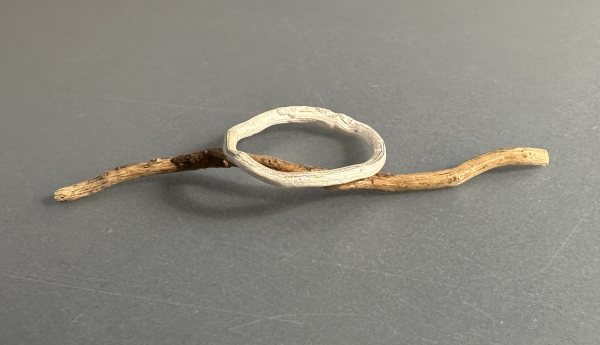 Ring aus Strandholz