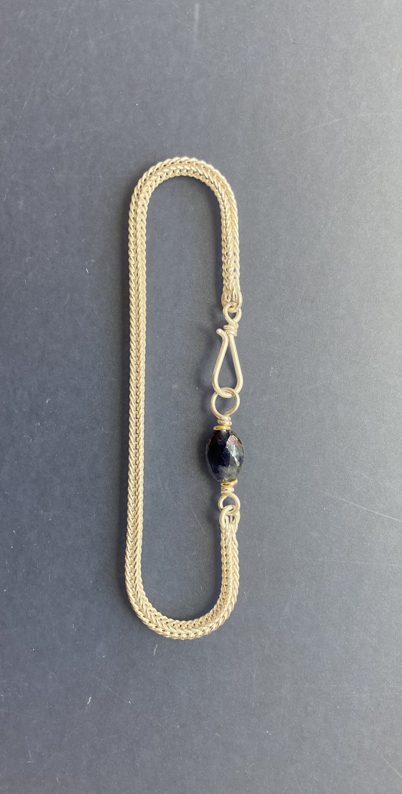 Armbänder